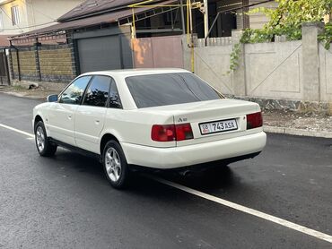 тико автомобиль: Audi A6: 1994 г., 2 л, Механика, Бензин, Седан
