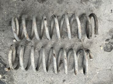 Disk təkərlər: VAZ 2106 (06) üçün ehtiyat hissələri paket şəklində. Mövcud detallar — 19