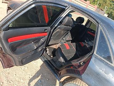 Audi A4: 2000 г., 1.8 л, Автомат, Седан — 6