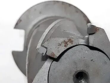 Ostali uređaji: Glodalo ISO50 precnika 63mm, duzine 100mm sa vidijama K10 Glodalo ISO — 14