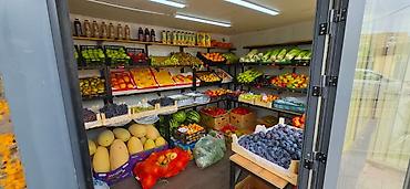Продаётся готовый магазин овощей и фруктов в топовой локации, с at lalafo.kg Продаётся готовый магазин овощей и фруктов в топовой локации, с