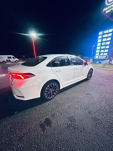 тойота аква гибрид: Toyota Corolla: 2021 г., 1.8 л, Автомат, Гибрид, Седан — 5