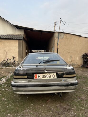 Mazda: Mazda 626: 1991 г., 2 л, Механика, Бензин, Хэтчбэк — 8