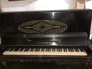 большое пианино: Продаю фортепиано