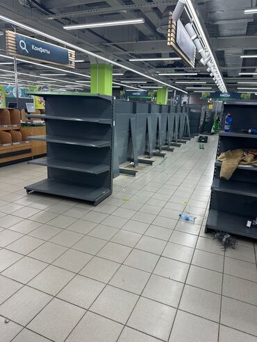 Витрины: Витрины, стеллажи, полки торговые металлические б/у, полка магазинная — 3