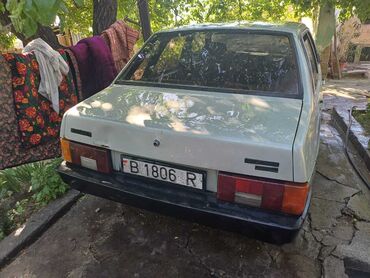 купить авто бишкек: ВАЗ (ЛАДА) 2114 Samara: 1999 г., 1.5 л, Механика, Бензин, Хэтчбэк