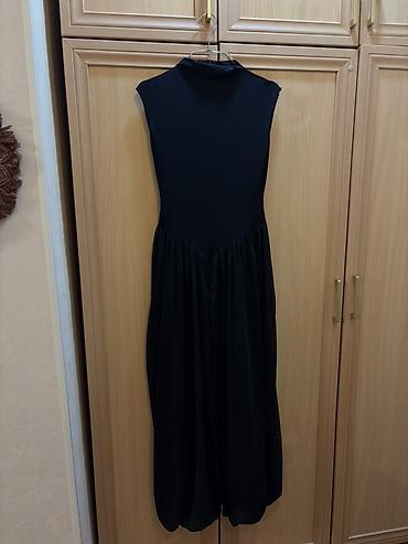 Zara Qara rəngli zərif don - Dizayn: yuxarı hissəsi bədənə oturan lalafo.az -da Zara Qara rəngli zərif don - Dizayn: yuxarı hissəsi bədənə oturan