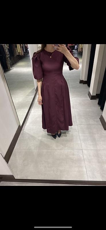 Donlar: Bordo rəngli zərif qadın geyimi – midi/uzun paltar. - Model — 2