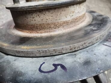 Auto delovi: Glavcina levog prednjeg tocka Lada 2121,21213 Niva 24mm br.5. Polovna — 4