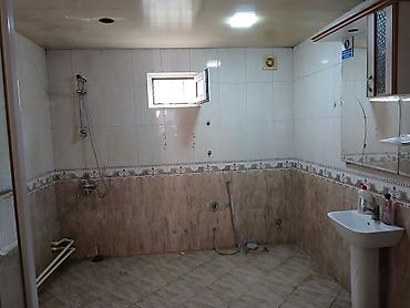 Otaqların uzunmüddətli kirayəsi: - 2 ayrı yataq otağı: hər otaqda tək nəfərlik dəmir çarpayılar — 4