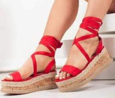 ženske sandale ravne: Sandals