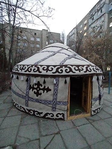 купол: Аренда юрты, Каркас Деревянный, 65 баш, С полом, Самовар, Стол — 1