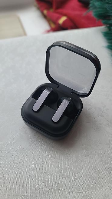 redmi buds 6 pro: Беспроводные наушники От компании САМСУНГ. Buds 4pro - Форм-фактор — 2