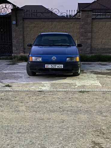 Volkswagen: Volkswagen Passat: 1989 г., 1.8 л, Механика, Бензин, Седан — 9