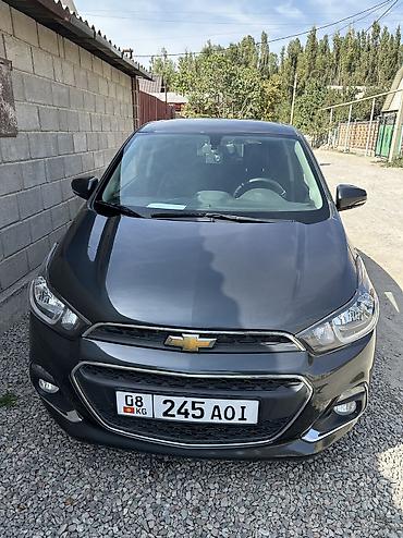 Chevrolet Spark: 2017 г., 1 л, Автомат, Бензин, Хэтчбэк