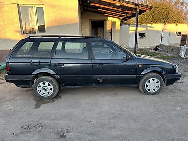 Продажа авто: Volkswagen Passat: 1992 г., 2 л, Механика, Бензин, Универсал — 4