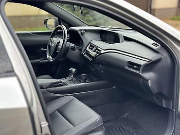 lexus ux250h: Lexus UX: 2019 г., 2 л, Вариатор, Гибрид, Внедорожник — 10