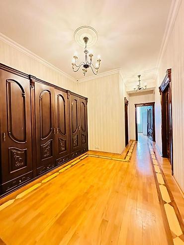 yeni ramanada ev: İcarəyə verilir 3 otaqlı yeni tikili 125 m², 8 Noyabr m. Kateqoriya — 7