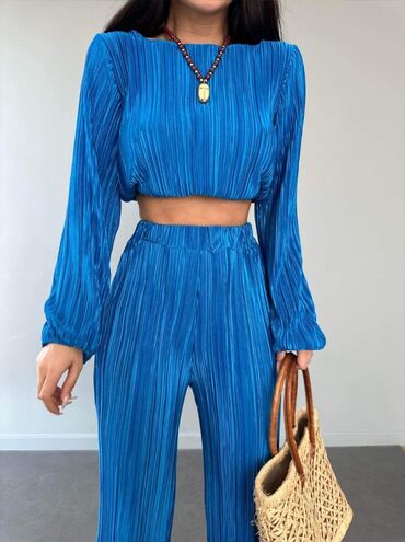 Kompleti: New Perfekt Set SS•MM•L Cena3500 Din — 3