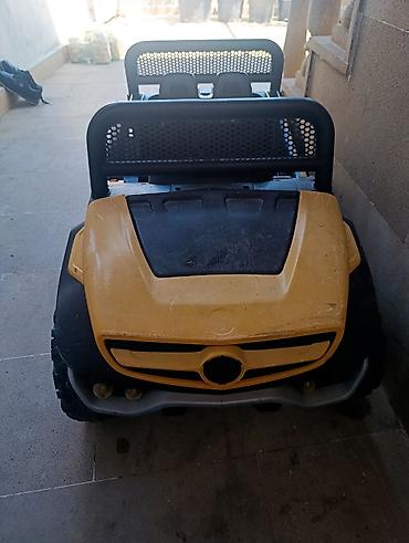 Uşaq üçün elektrik maşınları: Uşaqlar üçün elektrikli minik maşını 2 dənə batareyası var sadəcə — 1