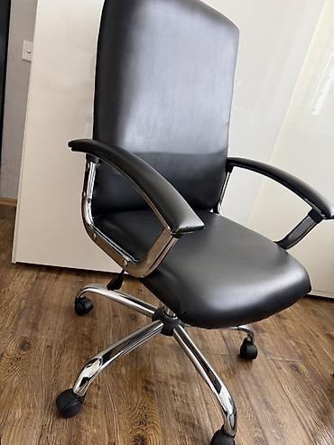 ofis: Ofis kreslosu – qara rəng, yüksək arxa dayaq - Material: asan — 3