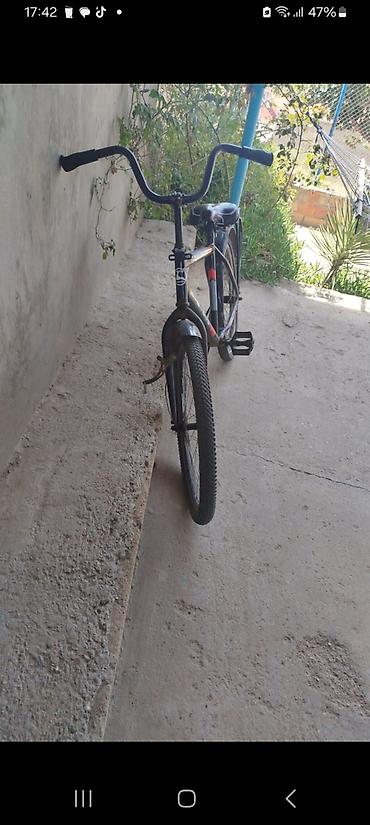 velosiped kreditle: Şəhər/əsas yol üçün klassik velosiped Xüsusiyyətlər: - 26" təkərlər — 2