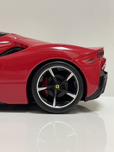 Avtomobil modelləri: Ferrari, 2025 il, 1:24, Dəmir, Rayonlara çatdırılma, Ünvandan götürmə, Pulsuz çatdırılma — 17