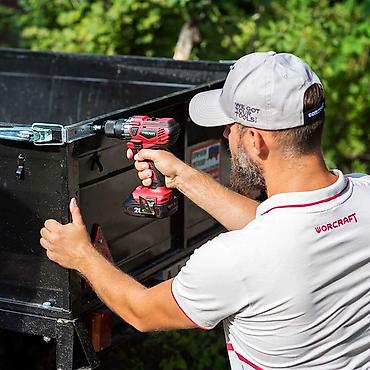 Шуруповерты: Аккумуляторная дрель‑шуруповерт WORCRAFT 20V в кейсе - Питание — 10
