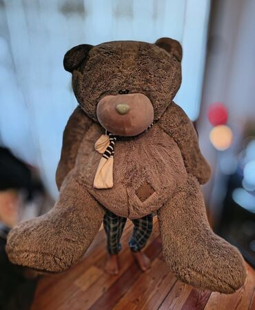 ikinci el toy donlari: Teddy satilir.Yenidir. Qiymet 80 man 175azn alinib balaca