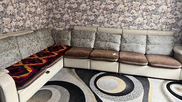 мебель гостиной: Диван-керебет, Колдонулган