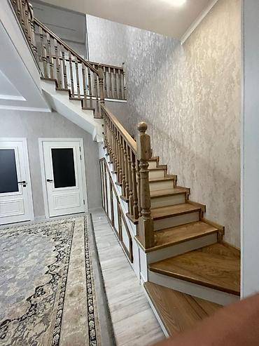 Продажа коттеджей и домов: 🚨 **СРОЧНО ПРОДАЁТСЯ 2-ЭТАЖНЫЙ ШИКАРНЫЙ ДОМ** 📍 Район: Ак-Орго 🏠 — 1