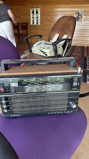 mini radio: Sovet istehsalı “Okean-209” portativ radiopriomnik - Korpus: taxta — 2