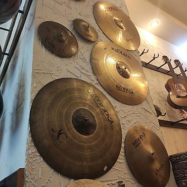 elektro gitarlar: Baraban tarelkaları Ölçülər:Ride,Hi-hat,Bell 110 azn başlayırlar — 1