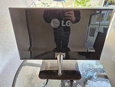 vertikalni ventilator: Prodajem LG Flatron monitor od 22 inča, sa tankim kućištem i metalnim — 2