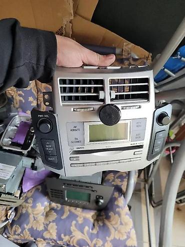 transmiter fm: FABRICKI CD TOYOTA YARIS | fabricki cd toyota — 1