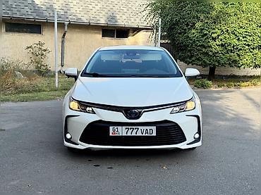 geeli coolray: Toyota Corolla: 2021 г., 1.8 л, Вариатор, Гибрид, Седан — 2