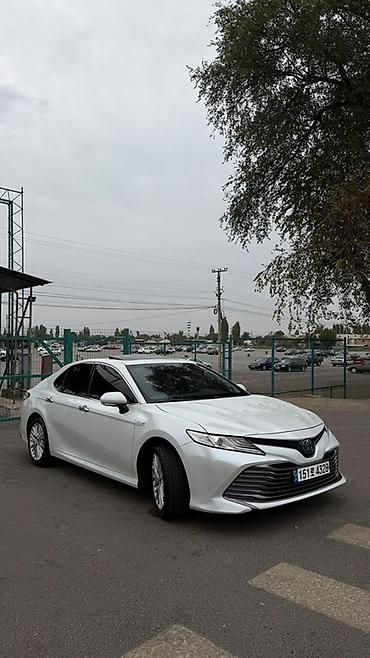 Унаа сатуу: Toyota Camry: 2020 г., 2.5 л, Автомат, Гибрид, Седан — 2