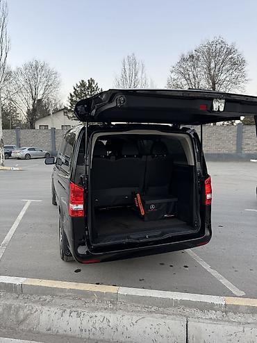 Mercedes-Benz: Mercedes-Benz V-Class: 2018 г., 2 л, Типтроник, Бензин, Минивэн — 7