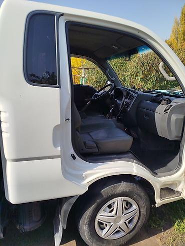 Легкий грузовой транспорт: Легкий грузовик, Kia — 6