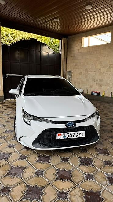 hongqi ehs9: Toyota Corolla: 2021 г., Автомат, Гибрид, Седан — 1