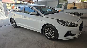 Hyundai Sonata: 2021 г., 2 л, Автомат, Газ, Седан
