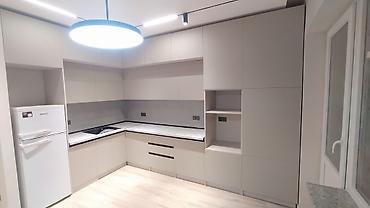 Кухонные гарнитуры: Кухонный гарнитур, цвет - Серый, Пластик — 18