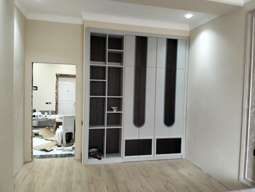 Sifarişlə dolablar: Düz dolab, Qonaq otağı üçün, Qarderob, Açılan, Quraşdırıla bilən, 4 qapılı — 2