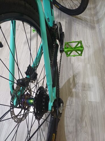 İdman velosipedləri: Dağ velosipedi Trek, 29", sürətlərin sayı: 21 — 9