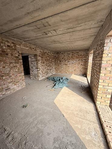 Продажа коттеджей и домов: Продается земельный участок с двухуровневым домом под ПСО и at lalafo.kg — 18 Продажа коттеджей и домов: Продается земельный участок с двухуровневым домом под ПСО и — 18