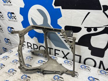 Другие детали кузова: Кронштейн фар прав. Daf XF 460 2015 Контрактный из Германии, в — 2