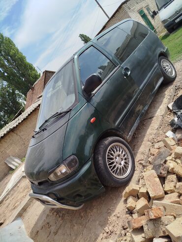 продаю ниссан санни: Nissan Serena: 1998 г., 2 л, Механика, Бензин, Минивэн