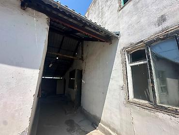 Продажа дач: Алайбек + Продается полдома в центре Пишпека (ул. Гагарина / пер — 7