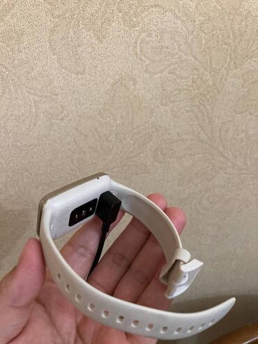 электронные зубные щетки: Продаю фитнес браслет Xiaomi Mi Band 7. Состояние: отличное