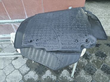 крыло для хонда фит: Өзүнүкү Резина Төшөмөлдөр Салон үчүн Honda, түсү - Кара